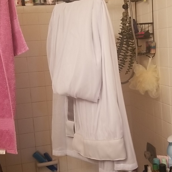 2 thick tulle blackout curtains - Picture 1 of 2